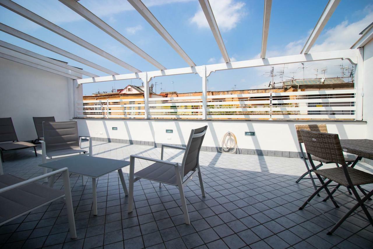 Sky-terrace In Central Station, 3 Bedrooms Apartment